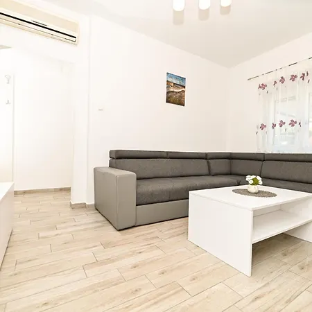House Lucia Trogir