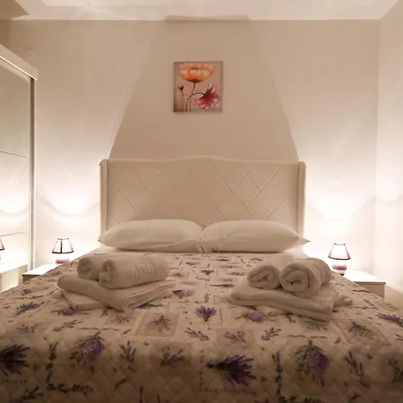 House Lucia Vila *